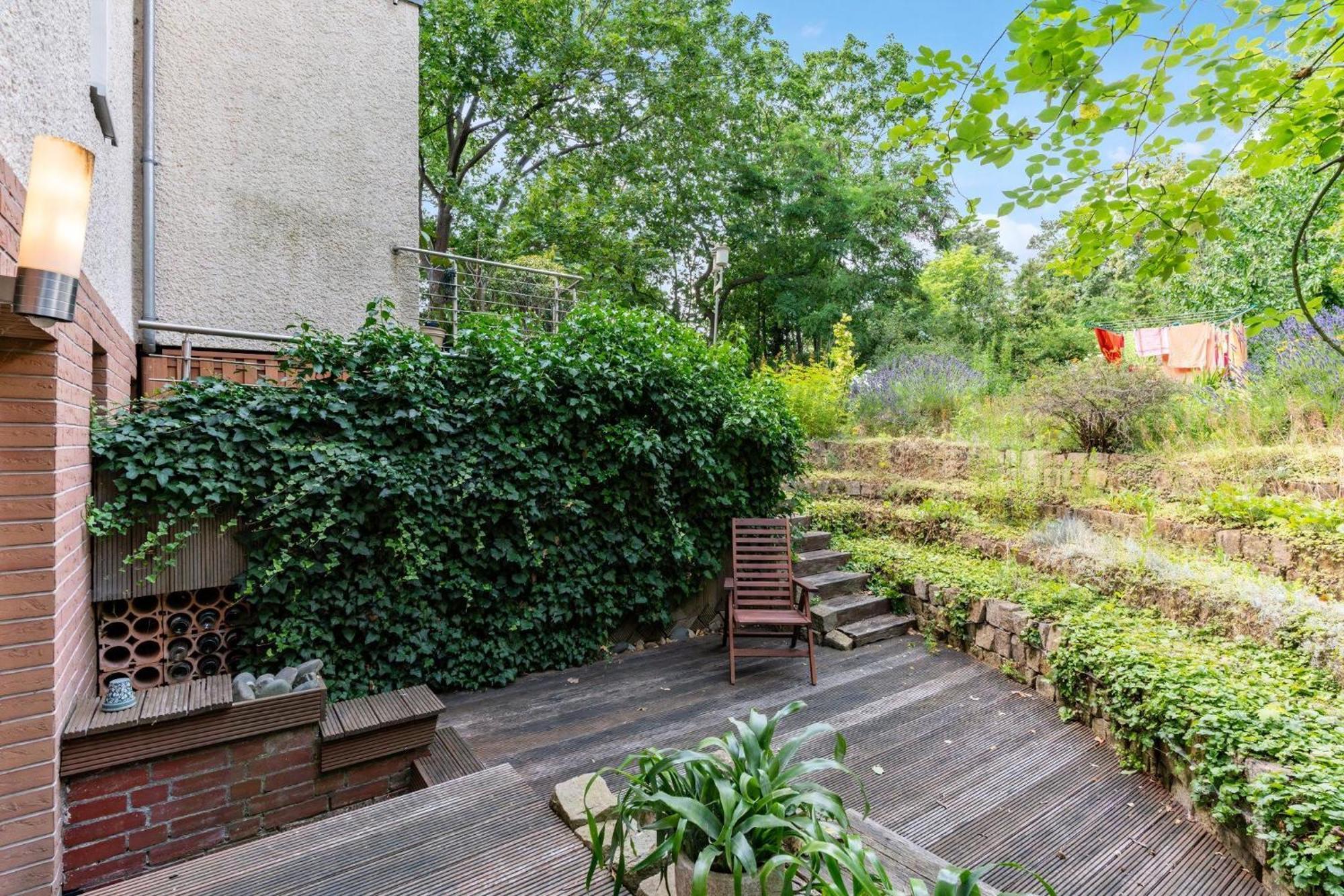 Appartement In Karlshorst Mit Terrasse Berlijn